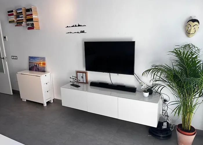 Nogamar En Fuengirola, A 50 Metros De La Playa フエンヒロラ