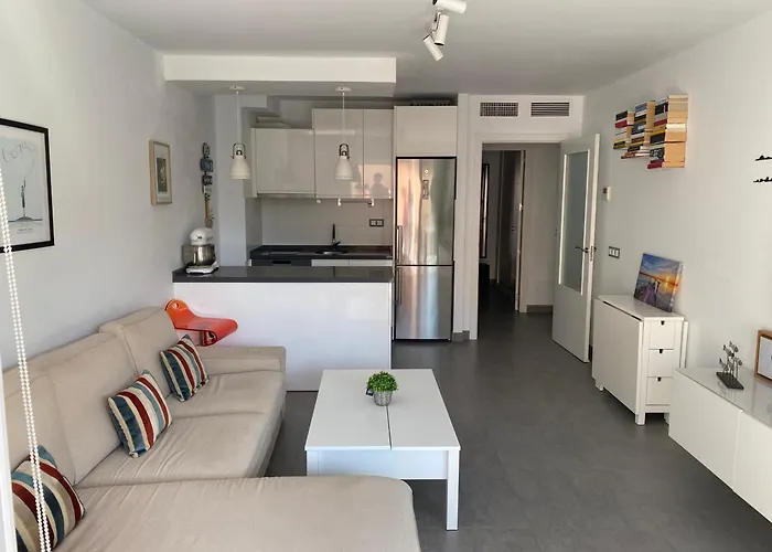 Nogamar En Fuengirola, A 50 Metros De La Playa *